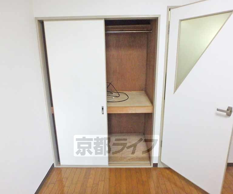 収納　奥行きのある収納スペースです