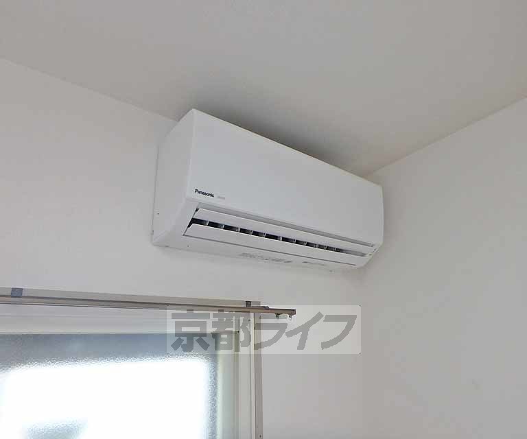 その他設備　真夏と真冬のお部屋を快適にしてくれます