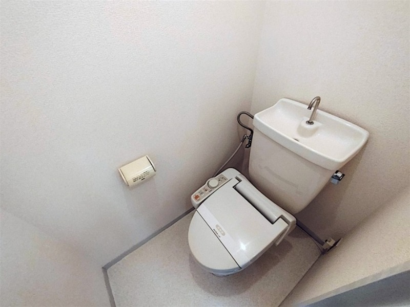 トイレ　図面と現状に相違がある場合には現状を優先