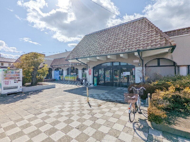 スーパー　とりせん新前橋店（スーパー）まで582m