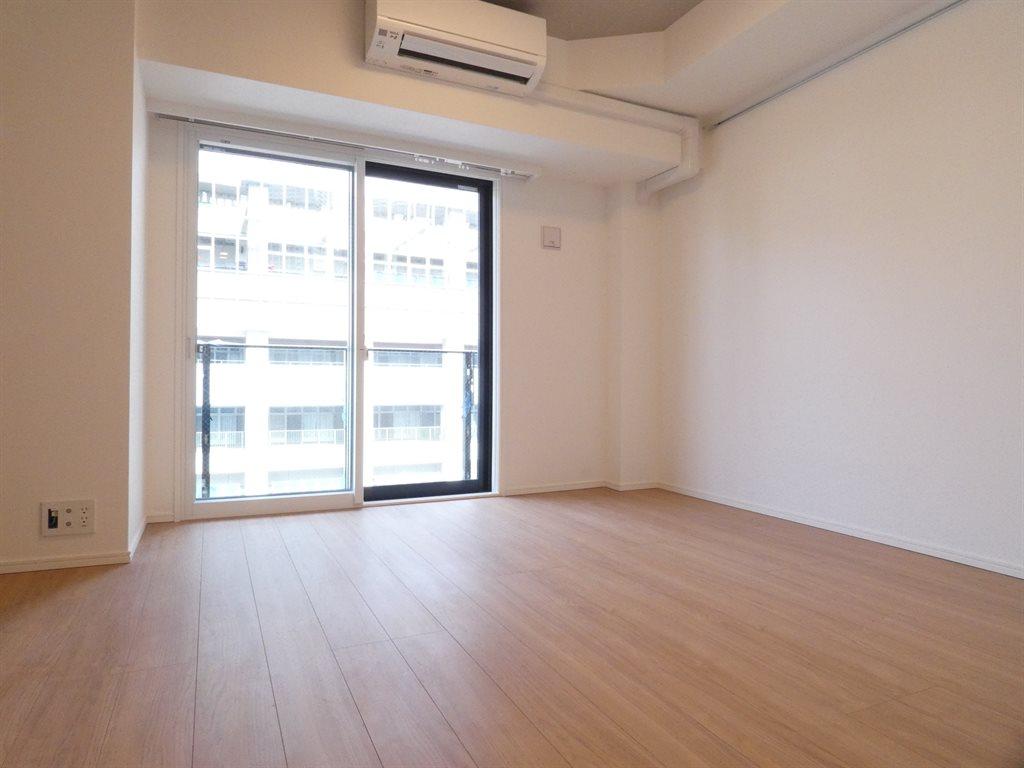 居室・リビング　内観