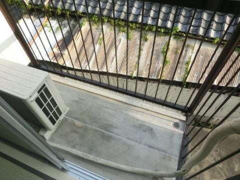 　バルコニー　ベランダ