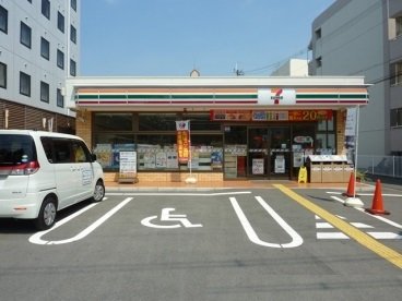　セブンイレブンJR茨木駅西店（その他　319m）
