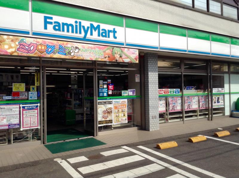 コンビニ　ファミリーマート 小郡力武店（コンビニ）まで451m