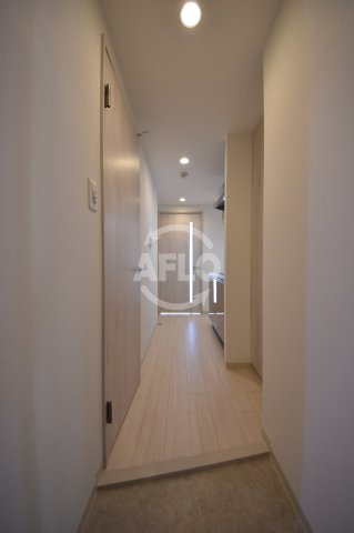 玄関　ジアコスモ九条シエル　玄関