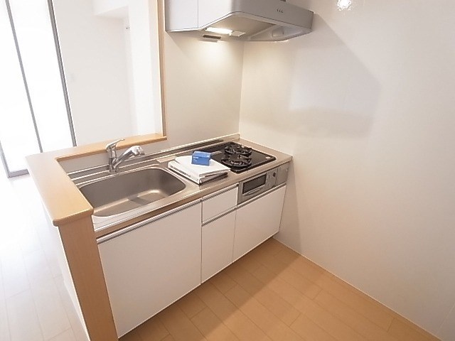 キッチン　同一物件別部屋写真