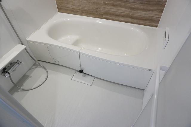 バス・シャワールーム　浴室