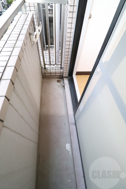 バルコニー　明るいバルコニーです