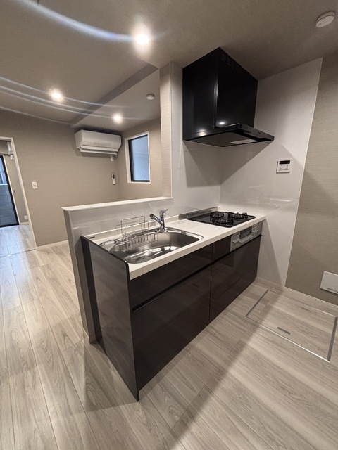 キッチン　◇３口グリル付システムキッチン◇