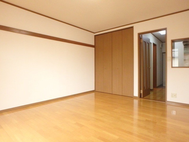 居室・リビング　図面と現状に相違がある場合には現状を優先