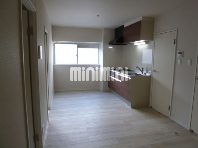 居室・リビング　リビング全体見渡せます