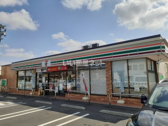コンビニ　セブンイレブン 田中店（コンビニ）まで601m
