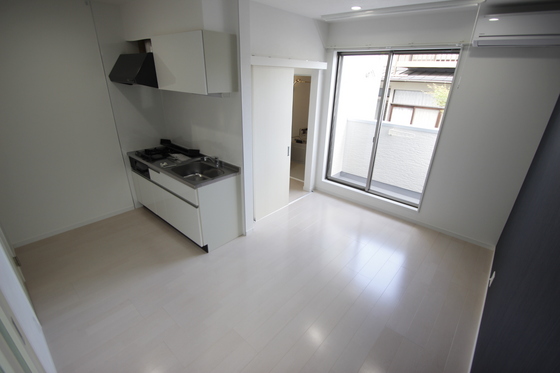 居室・リビング　※別部屋の写真です