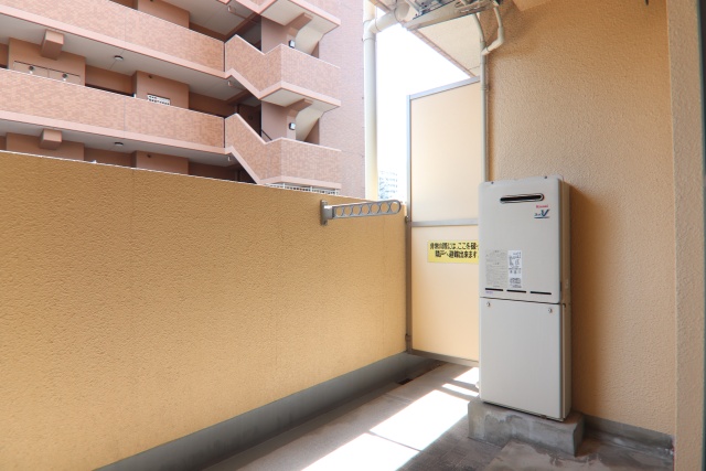 バルコニー　※別室の参考写真の為、現況優先です。