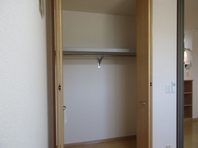 収納　大き目のクローゼットです