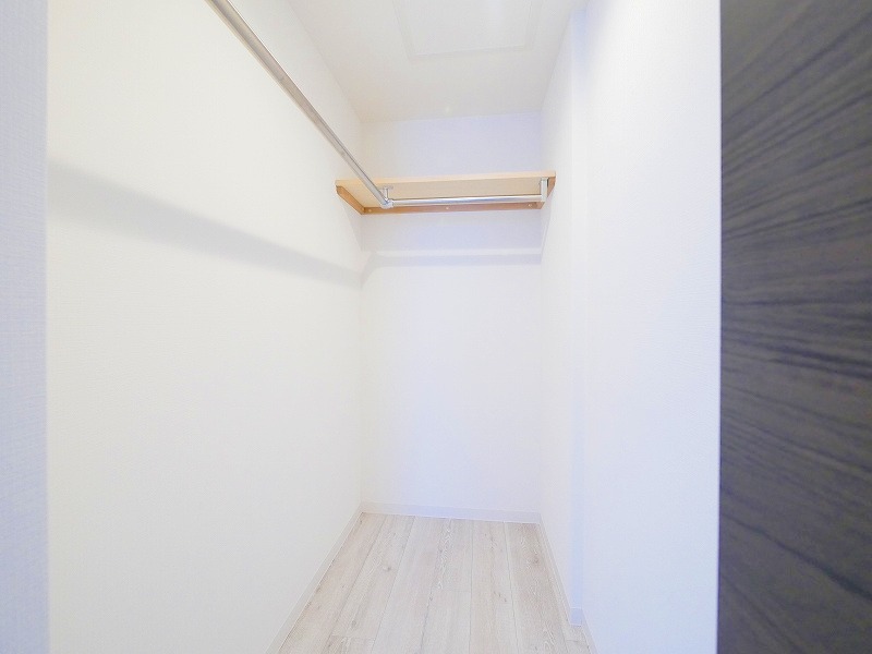 収納　荷物が多くても安心な大容量ウォークインクローゼット♪