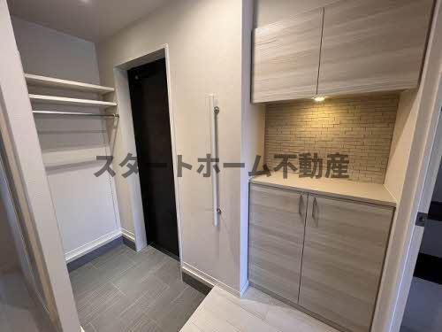 玄関　落ち着いた玄関です