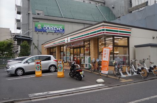 コンビニ　セブンイレブン墨田業平１丁目店（コンビニ）まで334m
