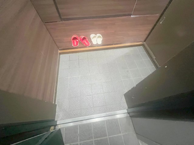 玄関　ゆったりとした玄関スペース