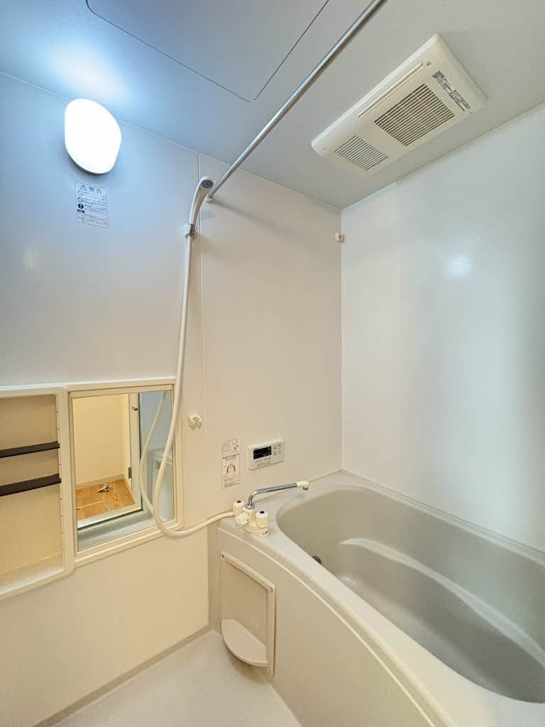 バス・シャワールーム　浴室