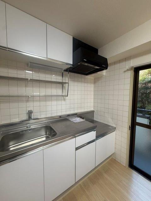 キッチン　ガスコンロ設置可能