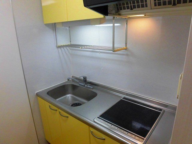 キッチン　２口ＩＨコンロのシステムキッチンです。