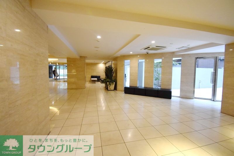 ロビー　エントランス