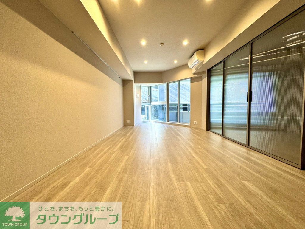 居室・リビング　エントランス