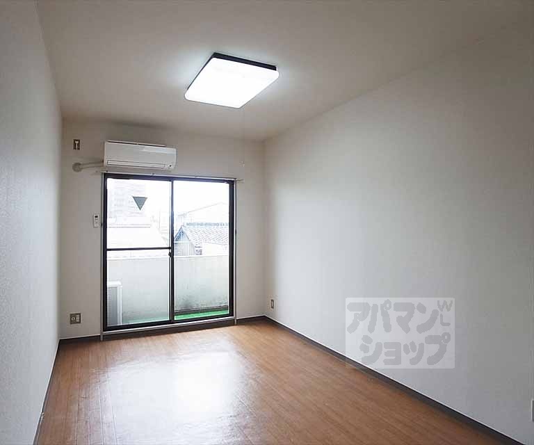 居室・リビング　洋室