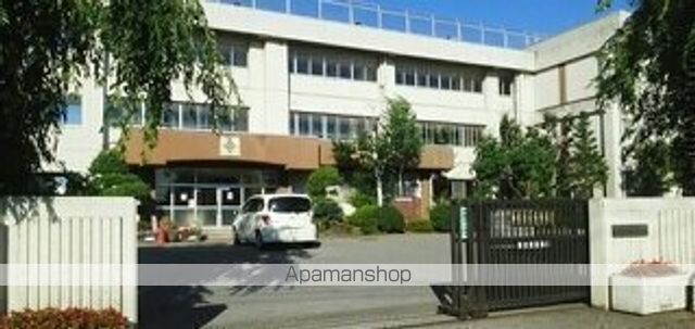 小学校　柏市立十余二小学校（小学校）まで773m