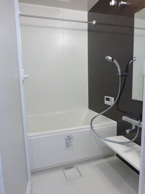 バス・シャワールーム　バス※別部屋参考写真