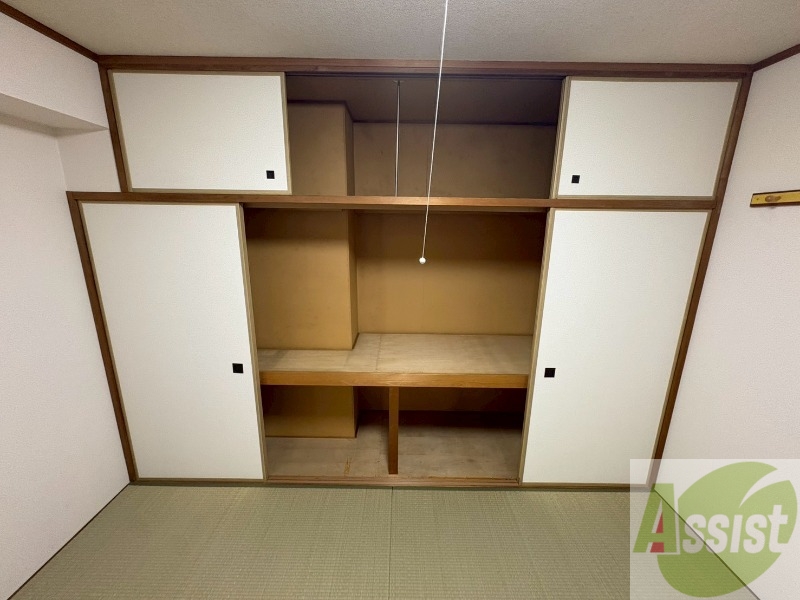 収納　収納もバッチリあるのでお部屋が片付きますよ！
