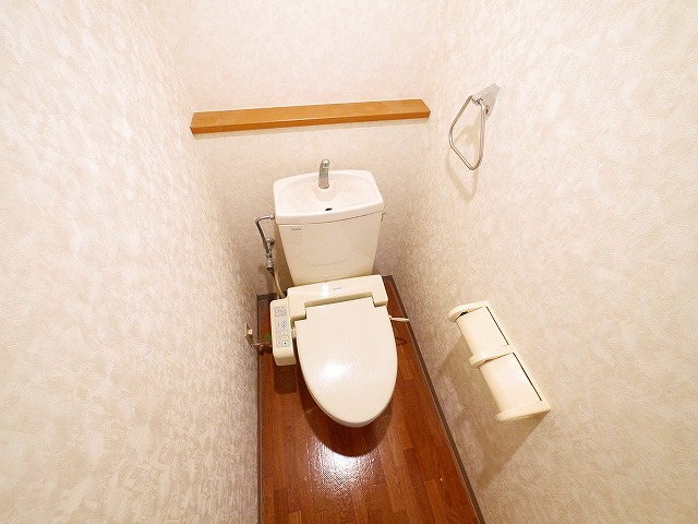 トイレ　トイレもきれいです