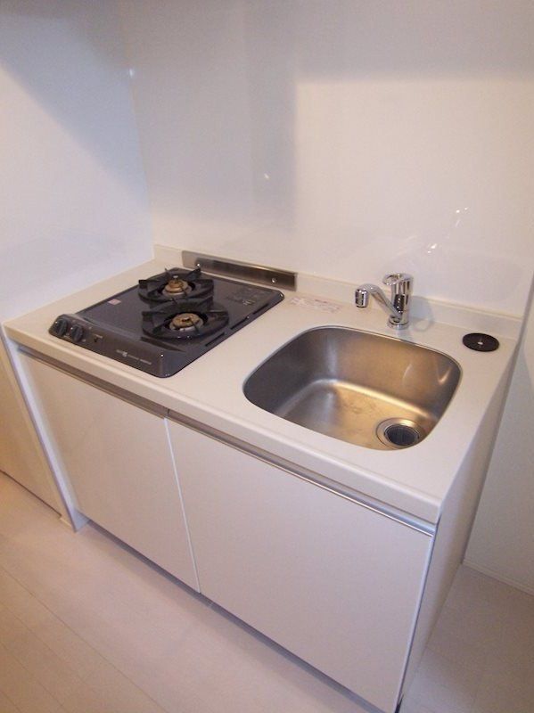 キッチン　※同タイプの別のお部屋です。
