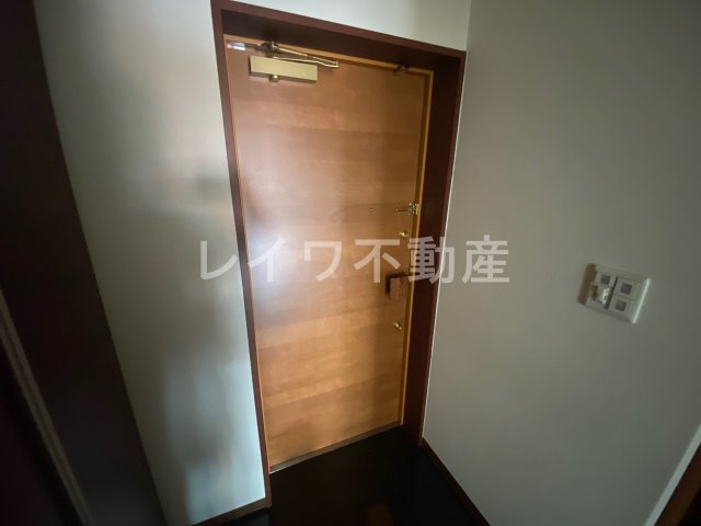 玄関　明るい玄関です