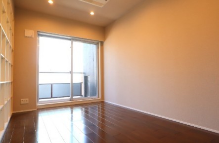 居室・リビング　写真は同タイプ住戸です。