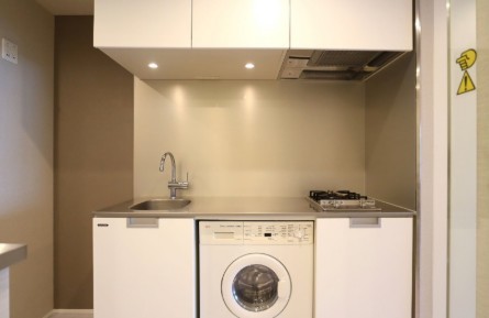 キッチン　写真は同タイプ住戸です。