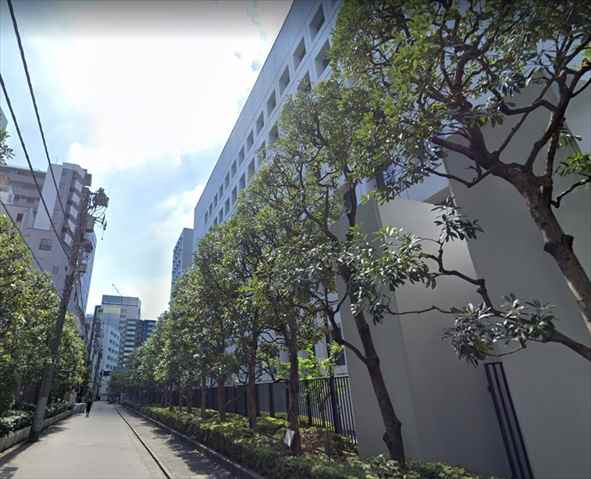 銀行　（株）三菱ＵＦＪ銀行／ビジネスローン営業部（銀行）まで248m