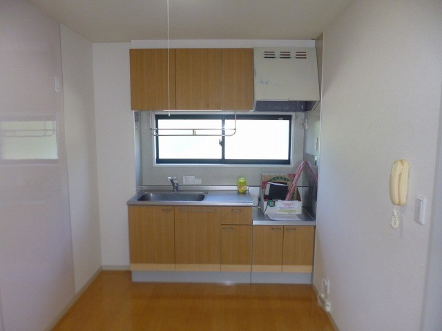 キッチン　写真は101号室です（参考）