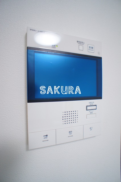セキュリティ　女性の方でも安心のモニター付きオートロック♪