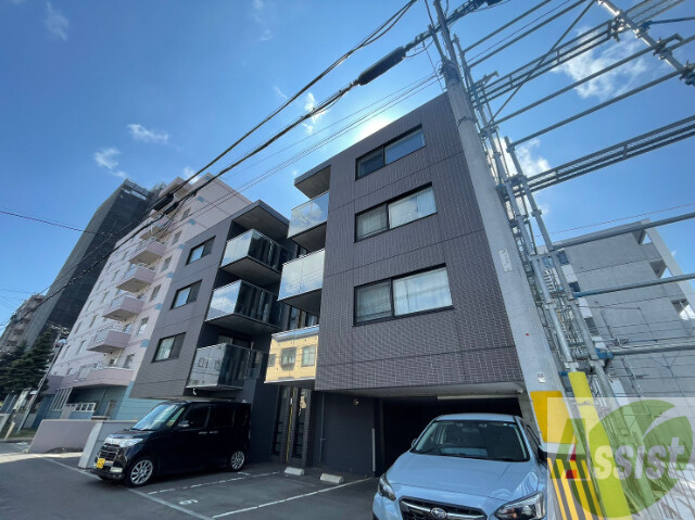 建物外観　札幌市中央区南７条西「Ｃ－ＳＴＹＬＥ．ＳＴＥＬＬＡ」
