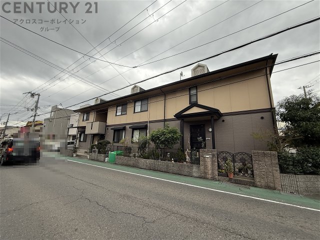 建物外観　TV付きインターホン完備です☆