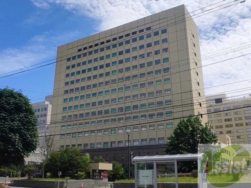 病院　札幌医科大学附属病院（病院）まで603m
