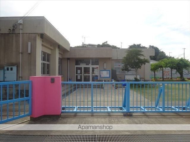 幼稚園・保育園　雑賀崎幼稚園（幼稚園・保育園）まで582m