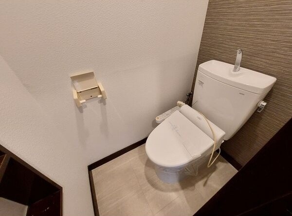 トイレ　図面と現状に相違がある場合には現状を優先