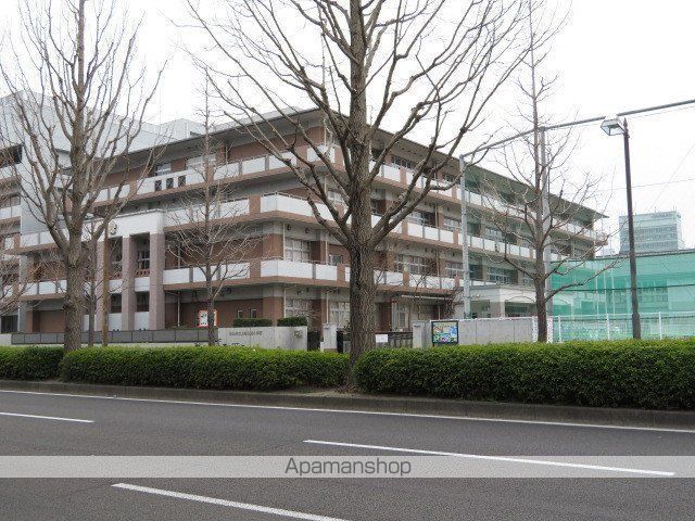 小学校　仙台市立上杉山通小学校（小学校）まで179m