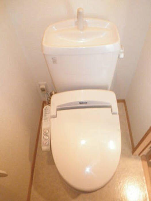 ステラ西大寺のトイレ写真