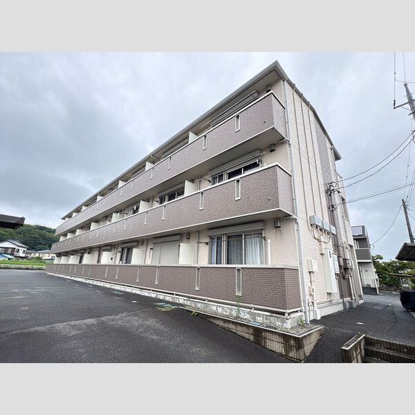 マリオーネ八千代の外観写真