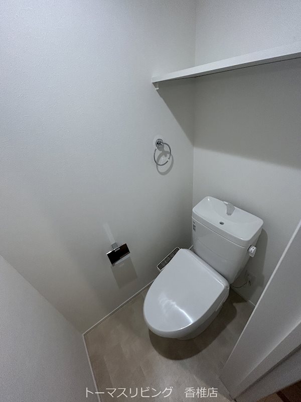 西鉄貝塚線 唐の原駅 徒歩8分 3階建 新築のトイレ写真