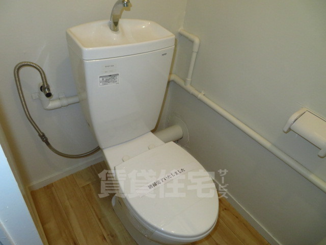 ビレッジハウス高田1号棟のトイレ写真